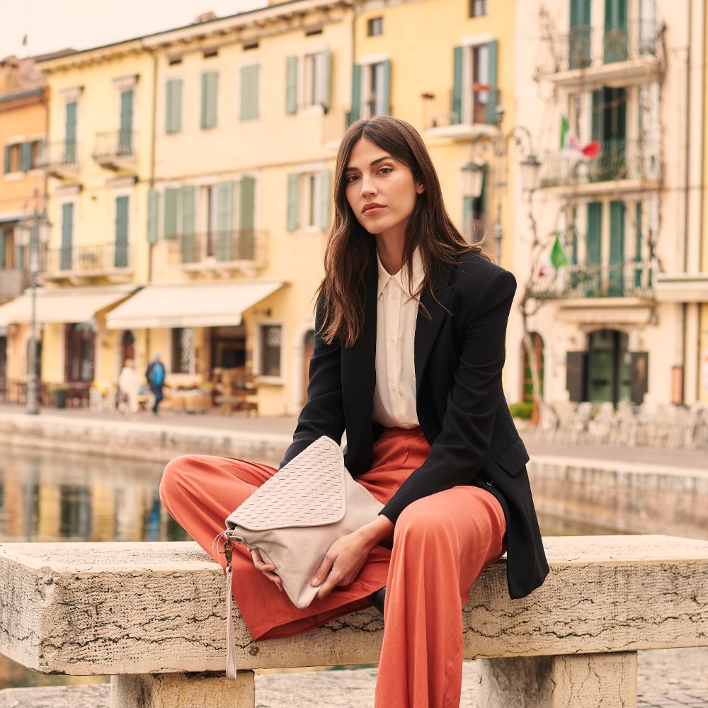 The Marseille Woven Crossbody Clutch – The Wanderers Travel Co.