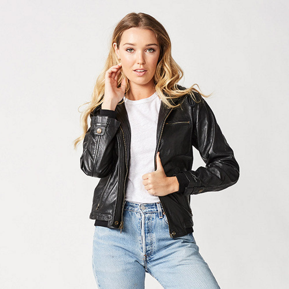 The St Moritz Hoodie - Women's – The Wanderers Travel Co.