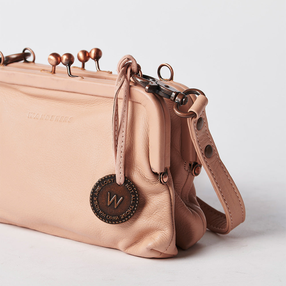 Eleonora Crossbody – The Wanderers Travel Co.