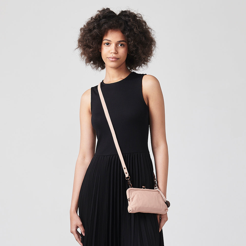 Elena Crossbody – The Wanderers Travel Co.