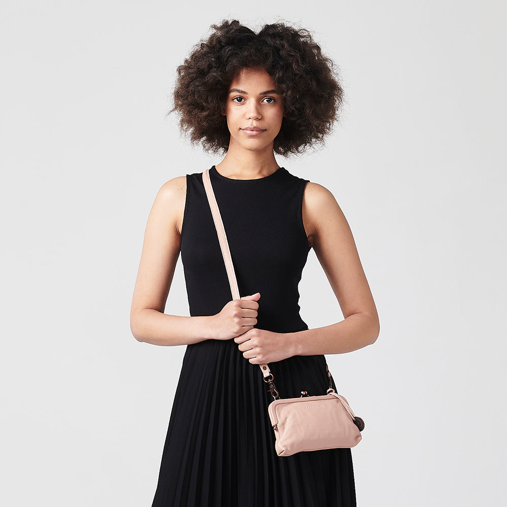 Elena Crossbody – The Wanderers Travel Co.