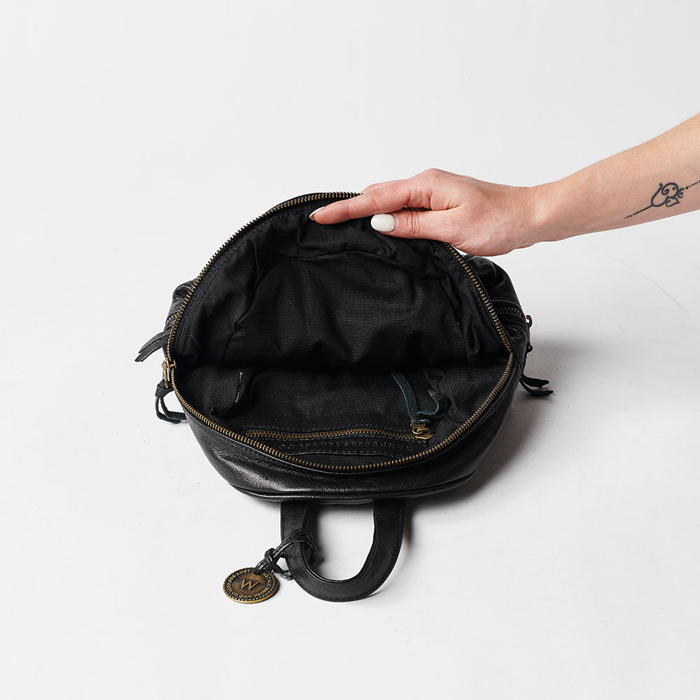 The Wanderers Travel selling Co. Pozzuoli backpack