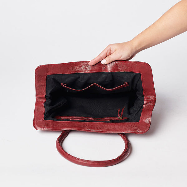 The Valencia Handbag – The Wanderers Travel Co. US