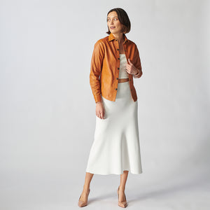 https://cdn.shopify.com/s/files/1/1039/2532/files/Tan_8_Square_1080x1080.mp4?v=1625109711